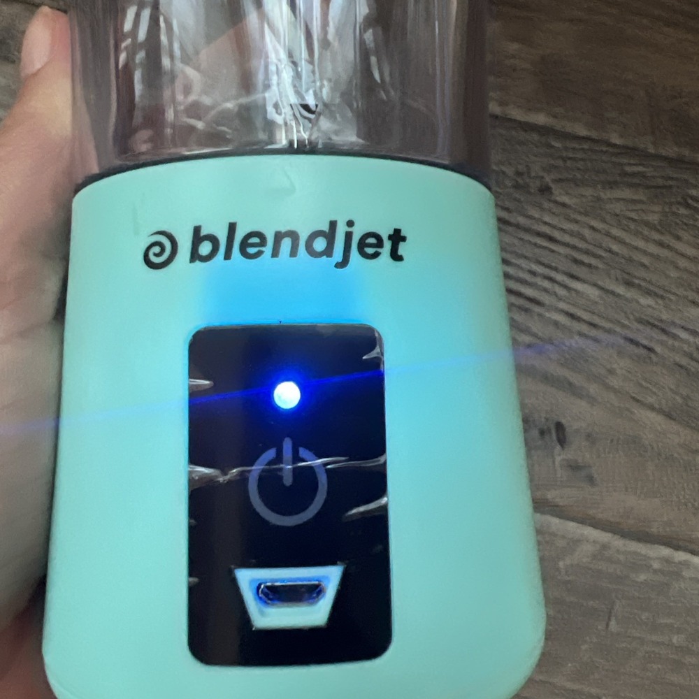 BlendJet 1 One, Portable Blender, Mint, Cordless No Charging Cord - Picture 5 of 5